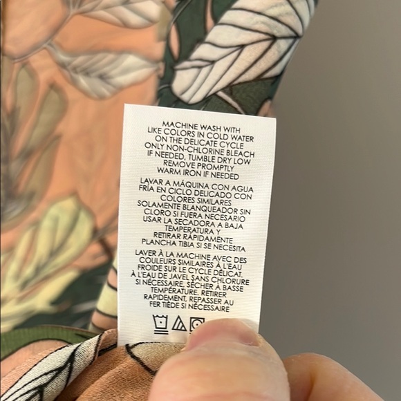 CAbi Sleeveless Tank Excellent Condition - Picture 7 of 9